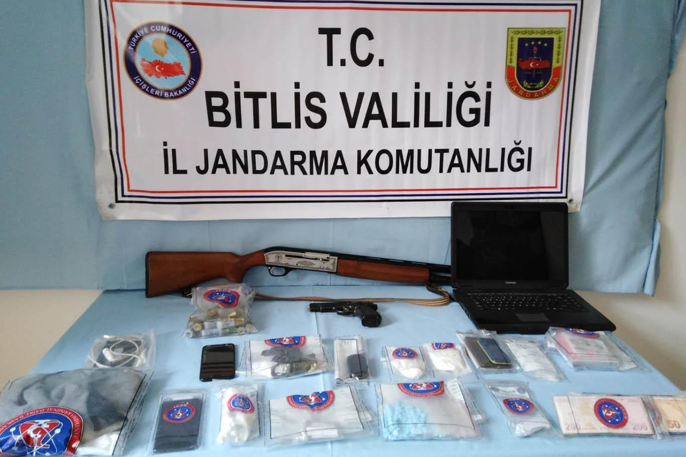  Bitlis merkezli uyuşturucu operasyonu: 18 gözaltı